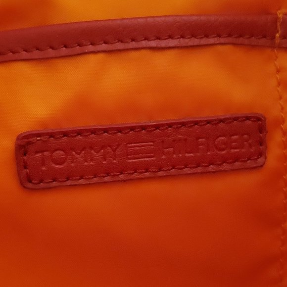 Tommy Hilfinger Retro Floral Purse - Picture 2 of 4